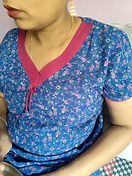 Snapshot of samitasharma chatting on 03-15-25, 06:58 samitasharma online show from 03-15-25, 06:58