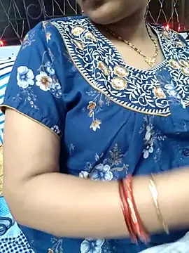 Snapshot of samitasharma chatting on 10-19-25, 03:34 samitasharma online show from 10-19-25, 03:34
