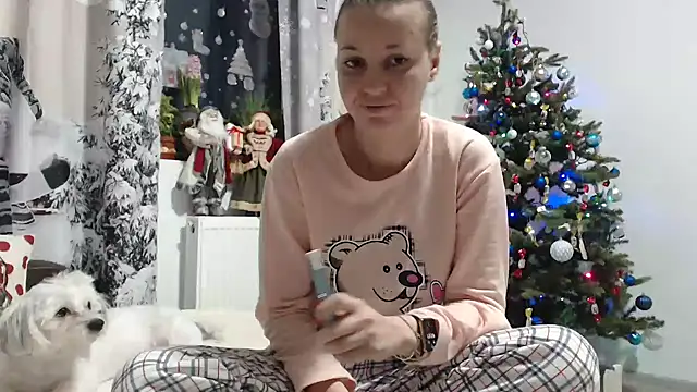 SweetMaddy888 online show from 12-28-24, 05:23