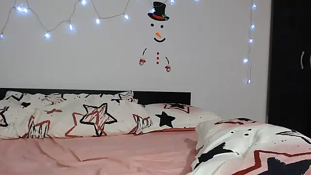 SweetMaddy888 online show from 01-08-25, 07:13