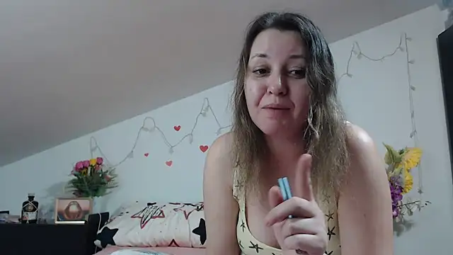 SweetMaddy888 online show from 02-11-26, 06:13