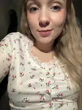 Baby Tiny online show from 01-02-25, 06:23