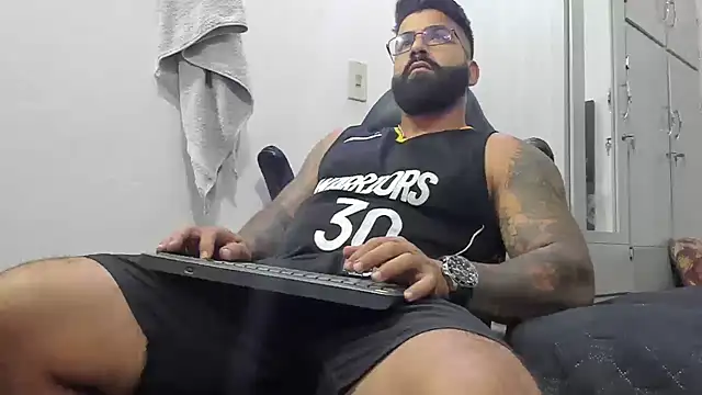 Lyon vach online show from 12-30-24, 09:19