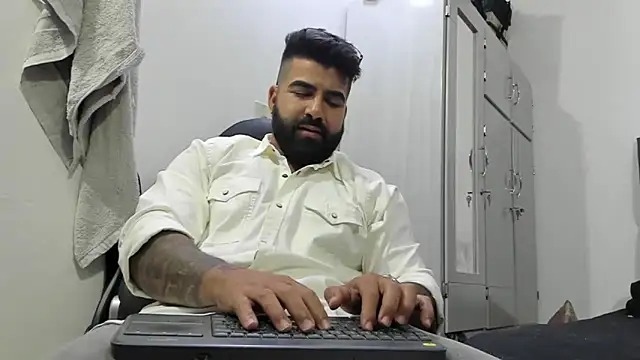 Lyon vach online show from 01-01-25, 06:38