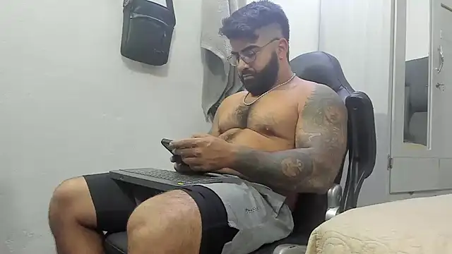 Lyon vach online show from 01-25-25, 10:28