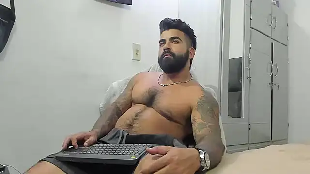 Lyon vach online show from 02-07-25, 03:45