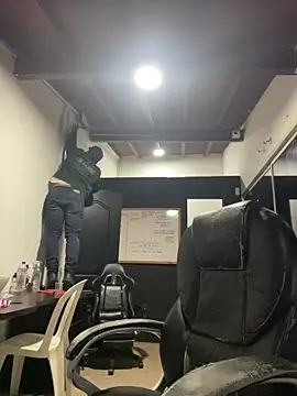 Lyon vach online show from 03-27-26, 10:15