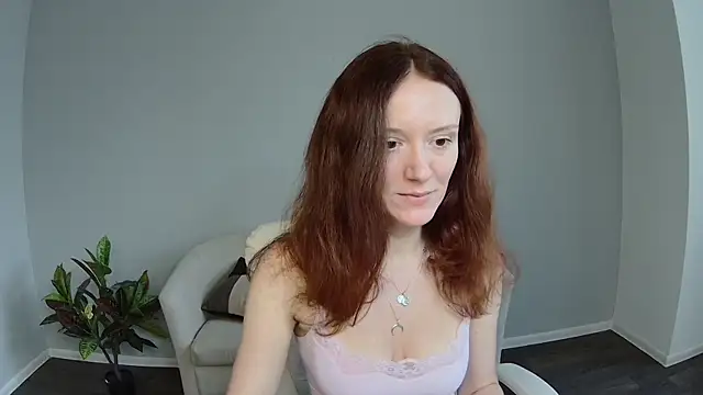 BarbaraStily online show from 07-18-26, 12:42