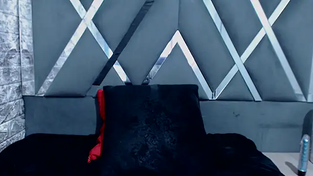 Catherine tabarezx online show from 01-20-25, 02:36