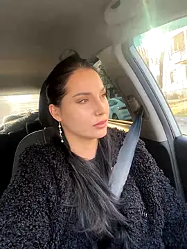 Snapshot of Roxana-Sexy chatting on 11-21-25, 03:49 Roxana-Sexy online show from 11-21-25, 03:49