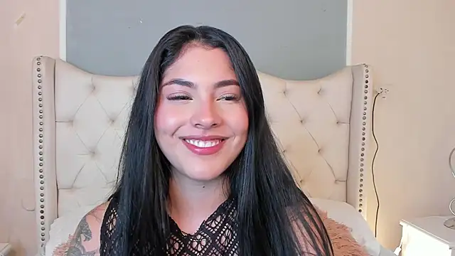 Mia Elowen online show from 02-12-25, 12:58