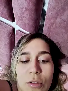 LaurenWelly  online show from 02-15-25, 11:36