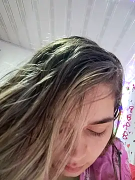 LaurenWelly  online show from 02-21-25, 02:50