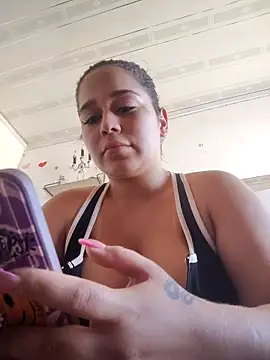 LaurenWelly  online show from 10-17-25, 08:11