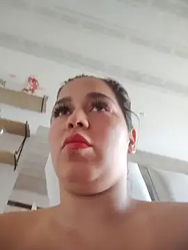 LaurenWelly  online show from 02-11-26, 09:31