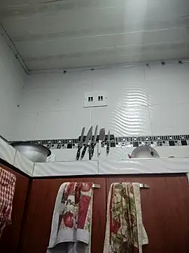 LaurenWelly  online show from 04-10-26, 11:04