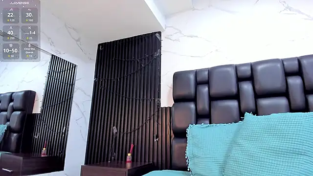 Snapshot of AuroraBon chatting on 11-21-25, 02:38 AuroraBon online show from 11-21-25, 02:38