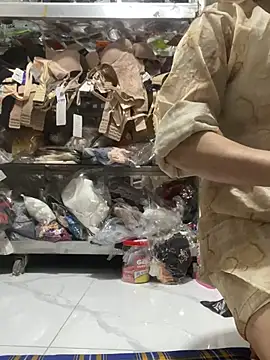 Snapshot of Cesywet chatting on 02-07-25, 03:12 Cesywet online show from 02-07-25, 03:12