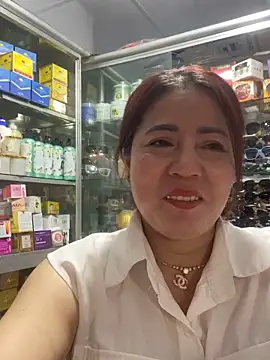 Snapshot of Cesywet chatting on 03-06-25, 03:46 Cesywet online show from 03-06-25, 03:46