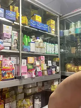 Snapshot of Cesywet chatting on 03-10-25, 03:45 Cesywet online show from 03-10-25, 03:45