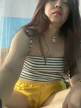 Snapshot of Cesywet chatting on 03-11-25, 11:26 Cesywet online show from 03-11-25, 11:26