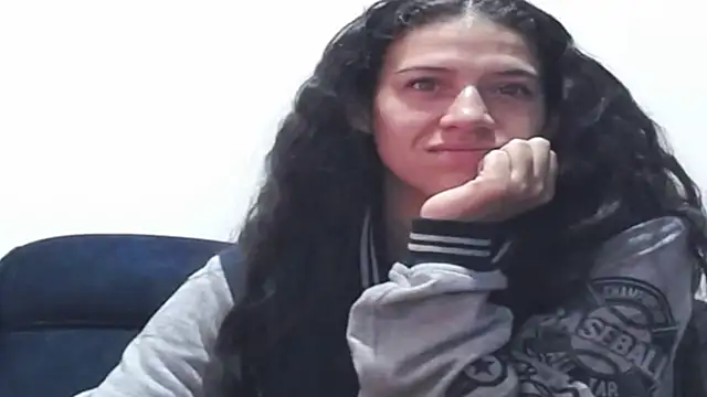 daniela rivasth online show from 10-05-25, 05:17