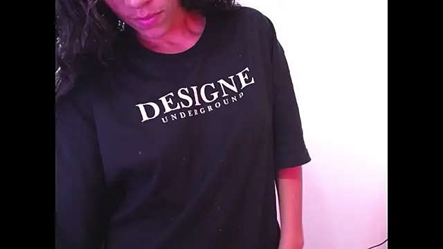 daniela rivasth online show from 10-23-25, 06:02