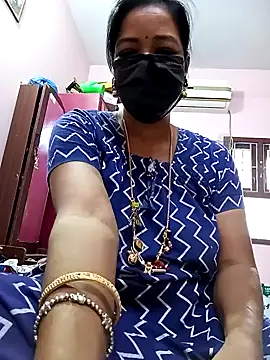 Snapshot of Tamil_sreelekha chatting on 12-14-24, 03:51 Tamil sreelekha online show from 12-14-24, 03:51