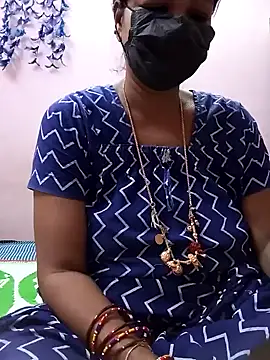 Snapshot of Tamil_sreelekha chatting on 01-07-25, 11:24 Tamil sreelekha online show from 01-07-25, 11:24