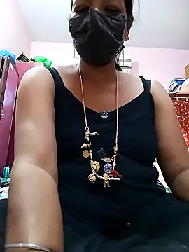 Snapshot of Tamil_sreelekha chatting on 01-10-25, 07:04 Tamil sreelekha online show from 01-10-25, 07:04