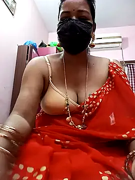 Snapshot of Tamil_sreelekha chatting on 01-29-25, 04:36 Tamil sreelekha online show from 01-29-25, 04:36