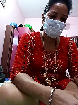 Snapshot of Tamil_sreelekha chatting on 02-01-25, 11:06 Tamil sreelekha online show from 02-01-25, 11:06