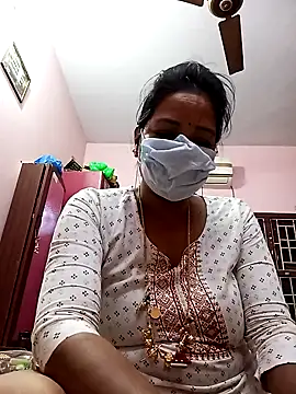 Snapshot of Tamil_sreelekha chatting on 02-02-25, 04:54 Tamil sreelekha online show from 02-02-25, 04:54