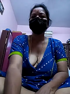 Snapshot of Tamil_sreelekha chatting on 03-12-25, 09:13 Tamil sreelekha online show from 03-12-25, 09:13