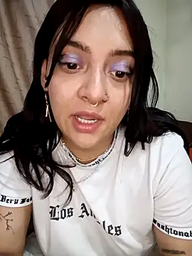 CORALINE GREYM online show from 11-26-25, 04:13