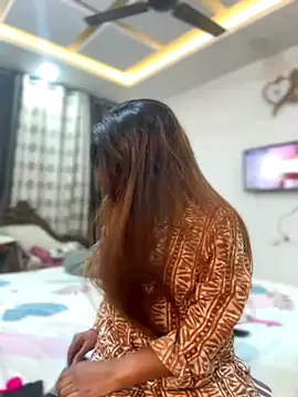 Snapshot of Hotty-Sana chatting on 11-17-25, 04:57 Hotty-Sana online show from 11-17-25, 04:57