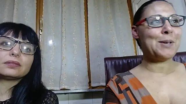 Foxlady2271 online show from 02-22-26, 09:13