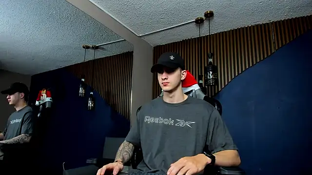 JacksonOlsenn online show from 01-08-25, 02:14