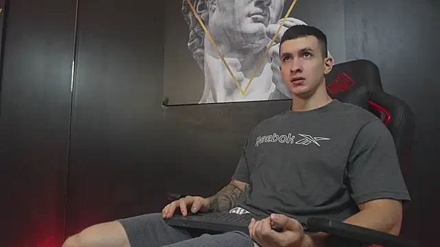 JacksonOlsenn online show from 11-27-25, 08:33