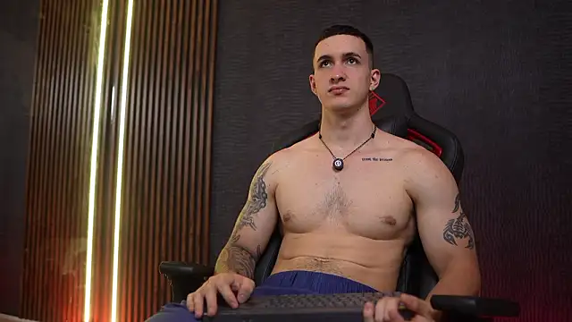 JacksonOlsenn online show from 03-02-26, 08:59