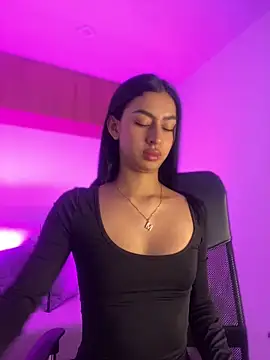 maddy bronw  online show from 01-26-25, 06:37