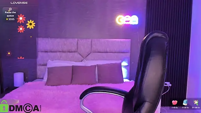 Cristal  adams online show from 11-06-25, 12:17