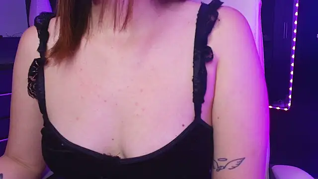 TinaJonnes  online show from 03-01-26, 07:32