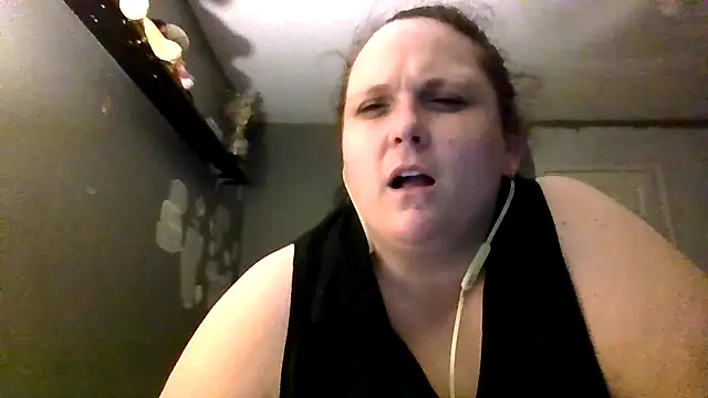 badbish777 online show from 11-05-25, 08:25