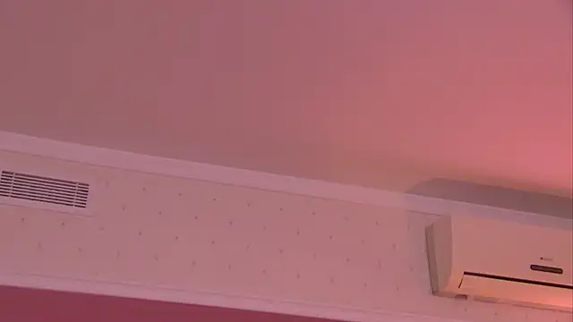 AngeliqueSkye online show from 02-20-25, 09:44