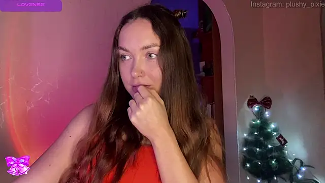 plushy pixie online show from 12-19-24, 12:56