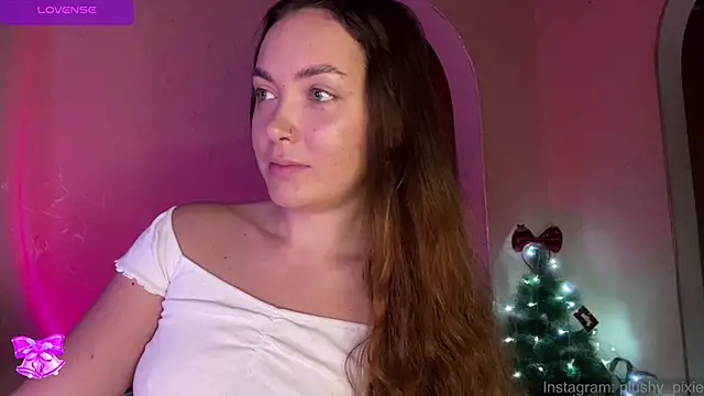 plushy pixie online show from 12-20-24, 01:03