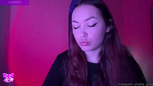 plushy pixie online show from 12-23-24, 12:14