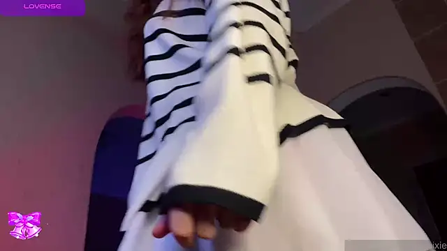 plushy pixie online show from 12-28-24, 06:39