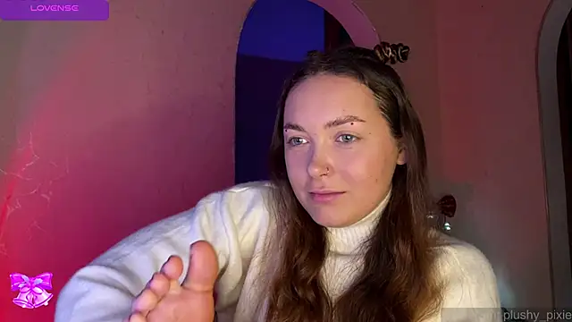 plushy pixie online show from 12-29-24, 04:59